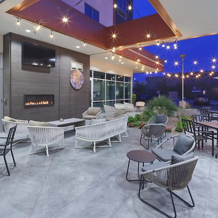 Hilton Garden Inn Chandler Downtown Екстериор снимка