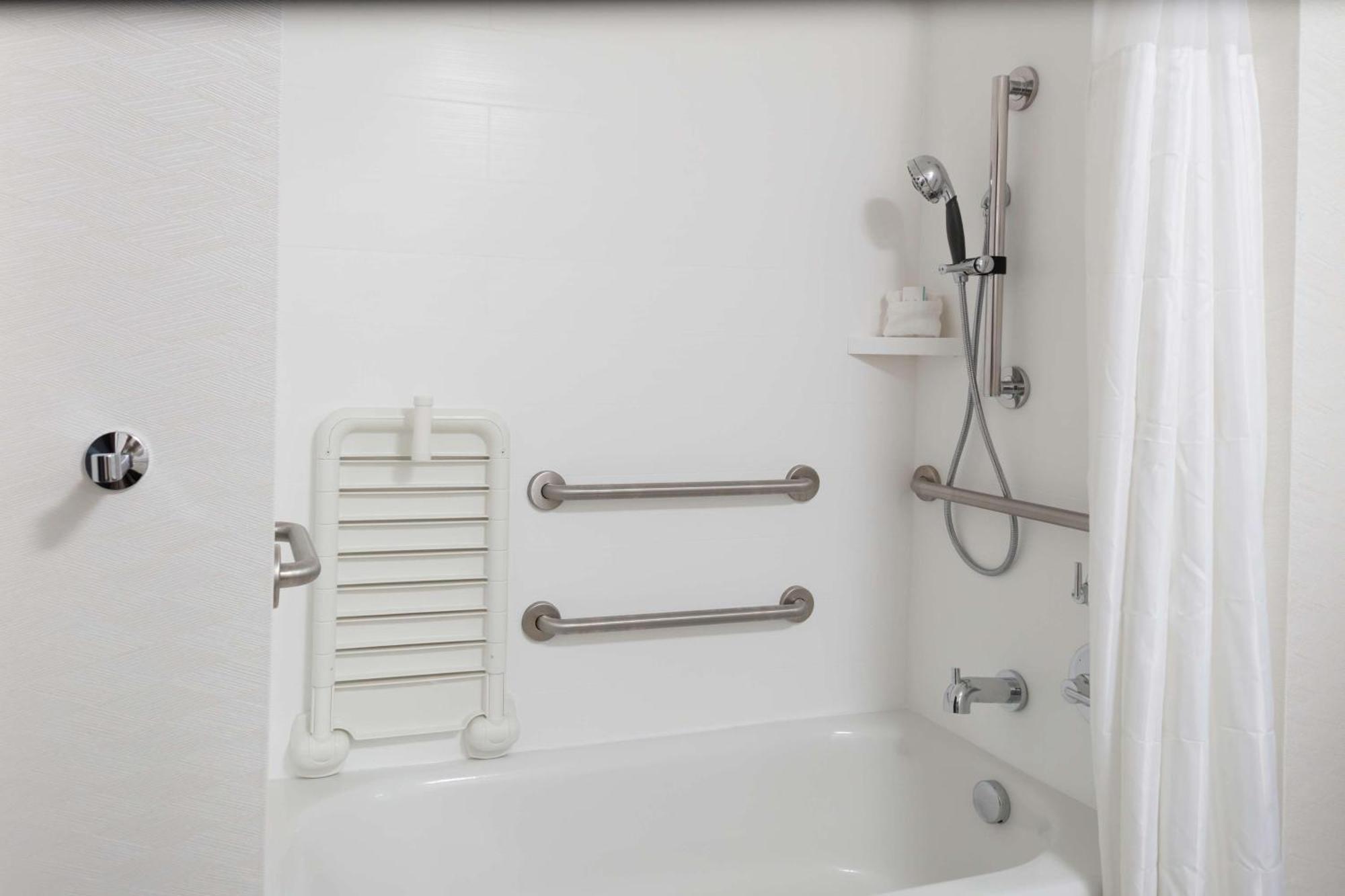 Hilton Garden Inn Chandler Downtown Екстериор снимка