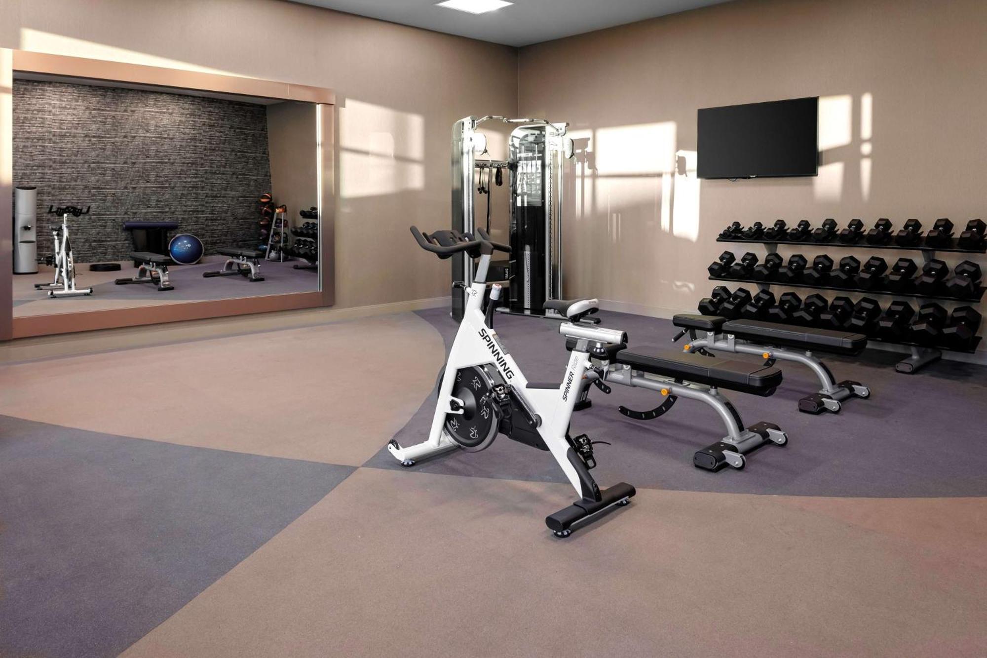 Hilton Garden Inn Chandler Downtown Екстериор снимка